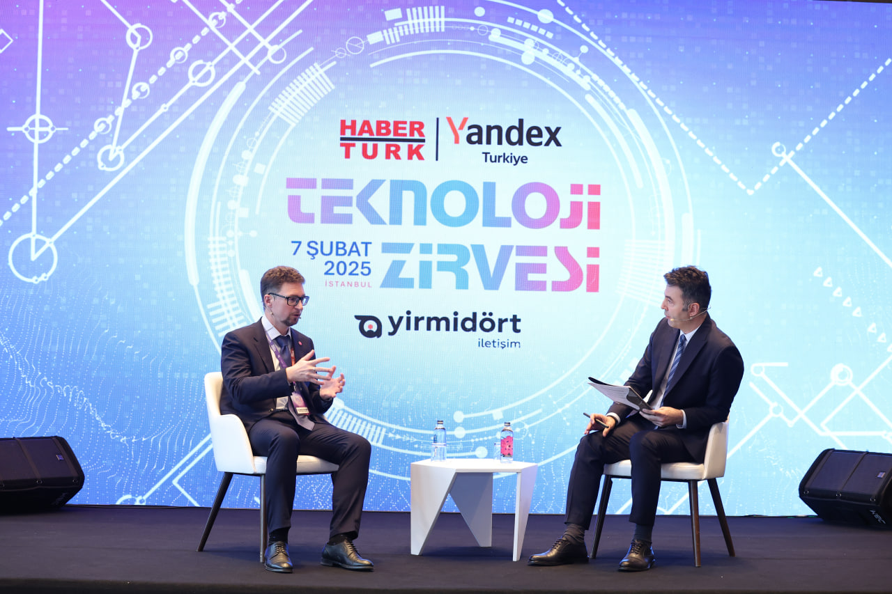 Yandex Search Türkiye General Manager Alexander Popovskiy speaks at a special business event organized by Yandex Türkiye as part of the Bloomberg Summit held in Istanbul, Türkiye, on Feb. 7, 2025. (AA Photo)