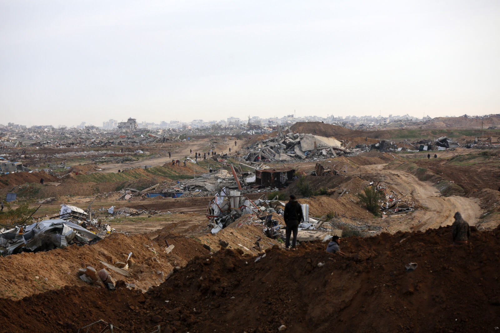 Israel begins withdrawal from Netzarim Corridor in Gaza as part of cease-fire deal