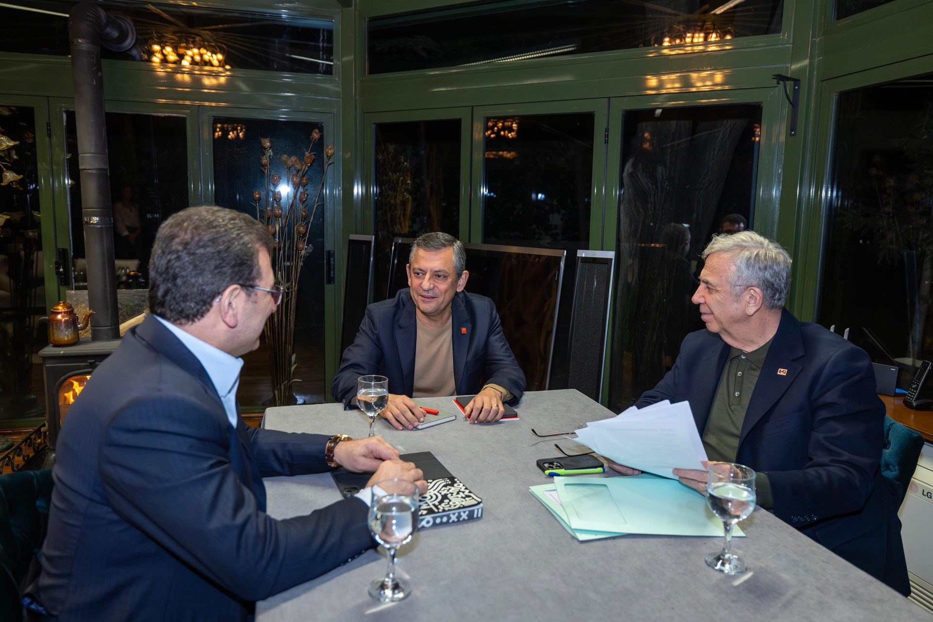 Main opposition CHP's daunting task: Nominate Imamoglu but still keep Yavas