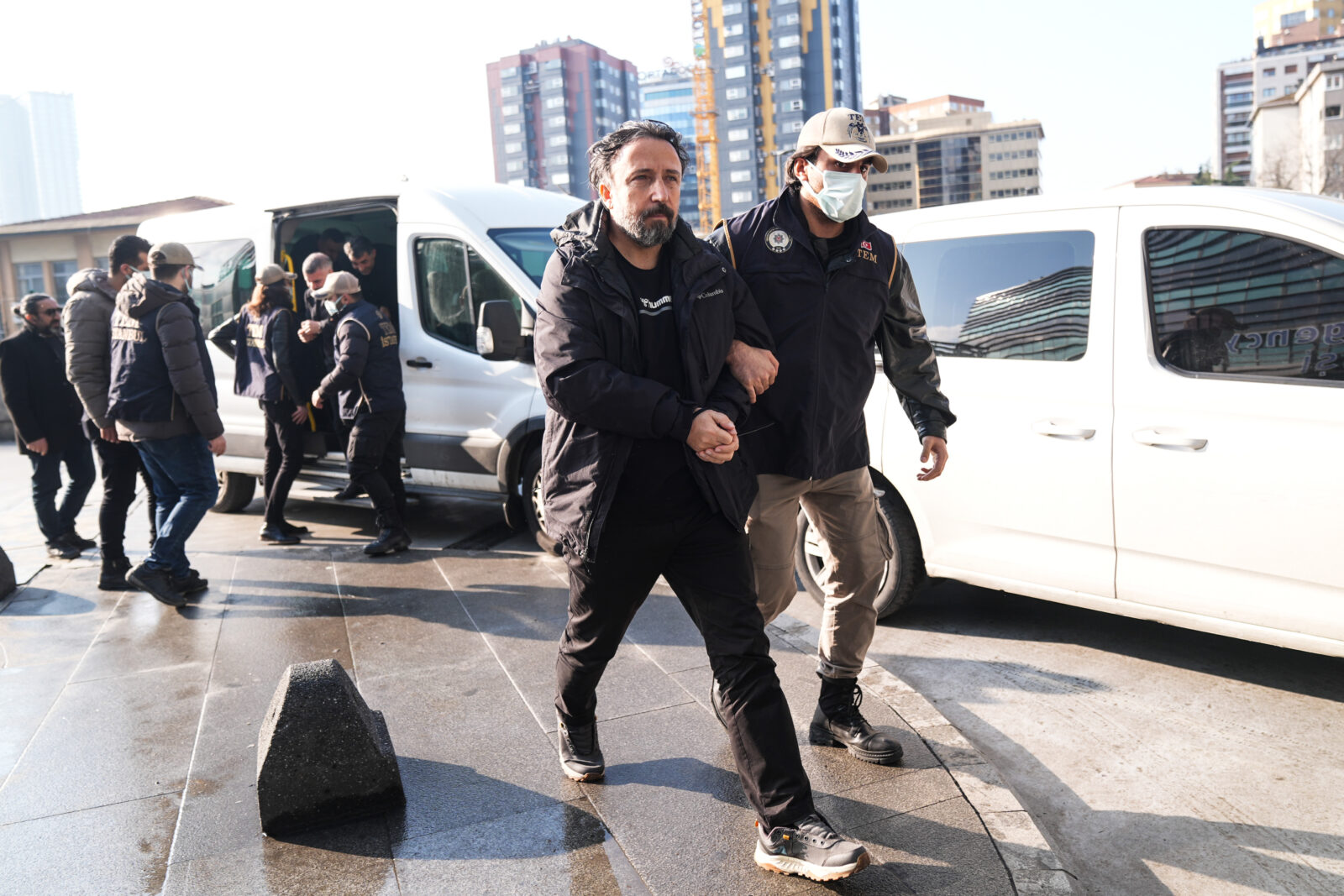 Main opposition CHP's municipal officials arrested in Istanbul investigation