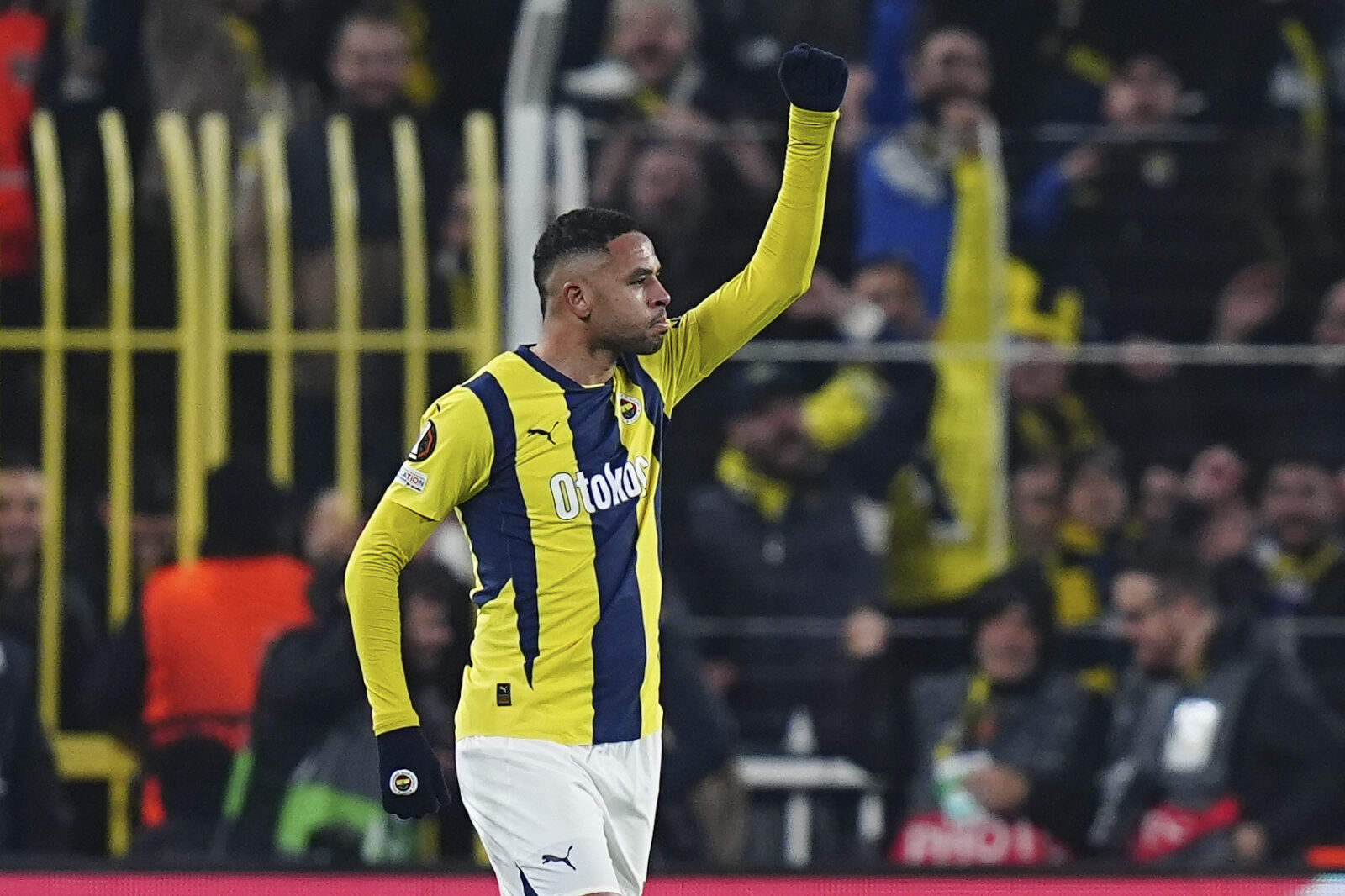 Fenerbahce’s En-Nesyri attracts interest as clubs prepare to meet $40M asking price