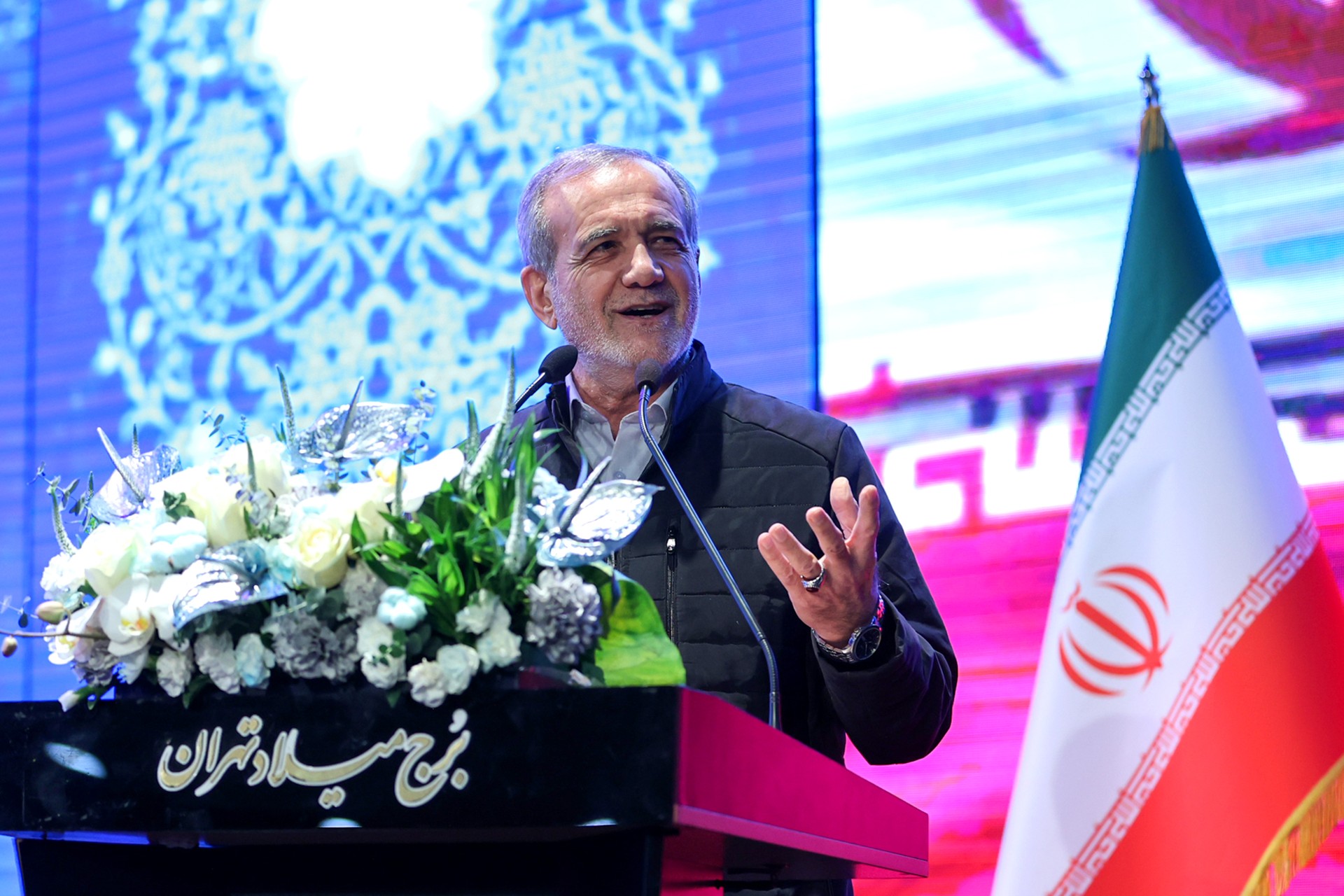 Iranian President Pezeshkian warned while reciting Turkish poem in Tabriz