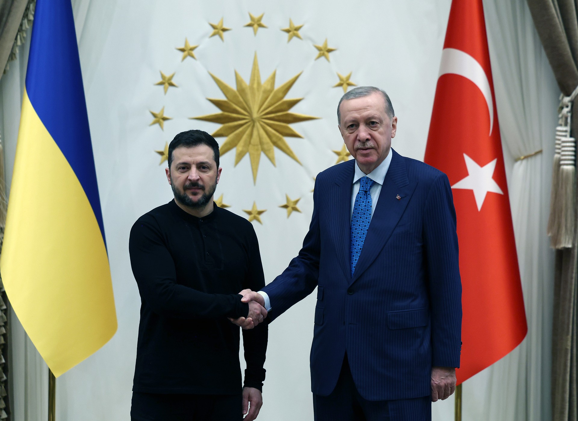 President Erdogan meets with Ukrainian counterpart Volodymyr Zelenskyy in Ankara