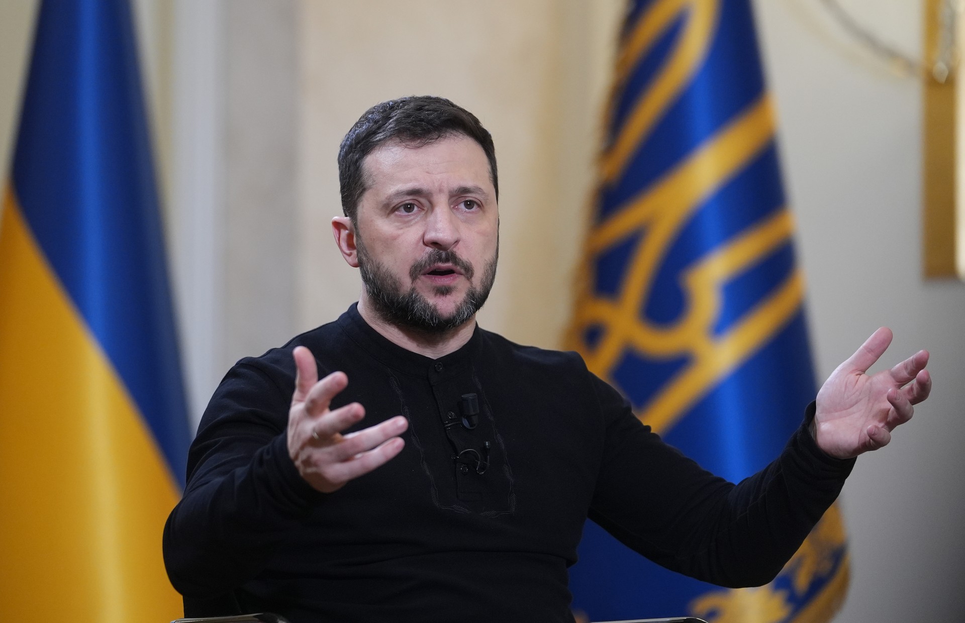 Ukrainian President Zelenskyy calls for US support, fair peace during Ankara visit