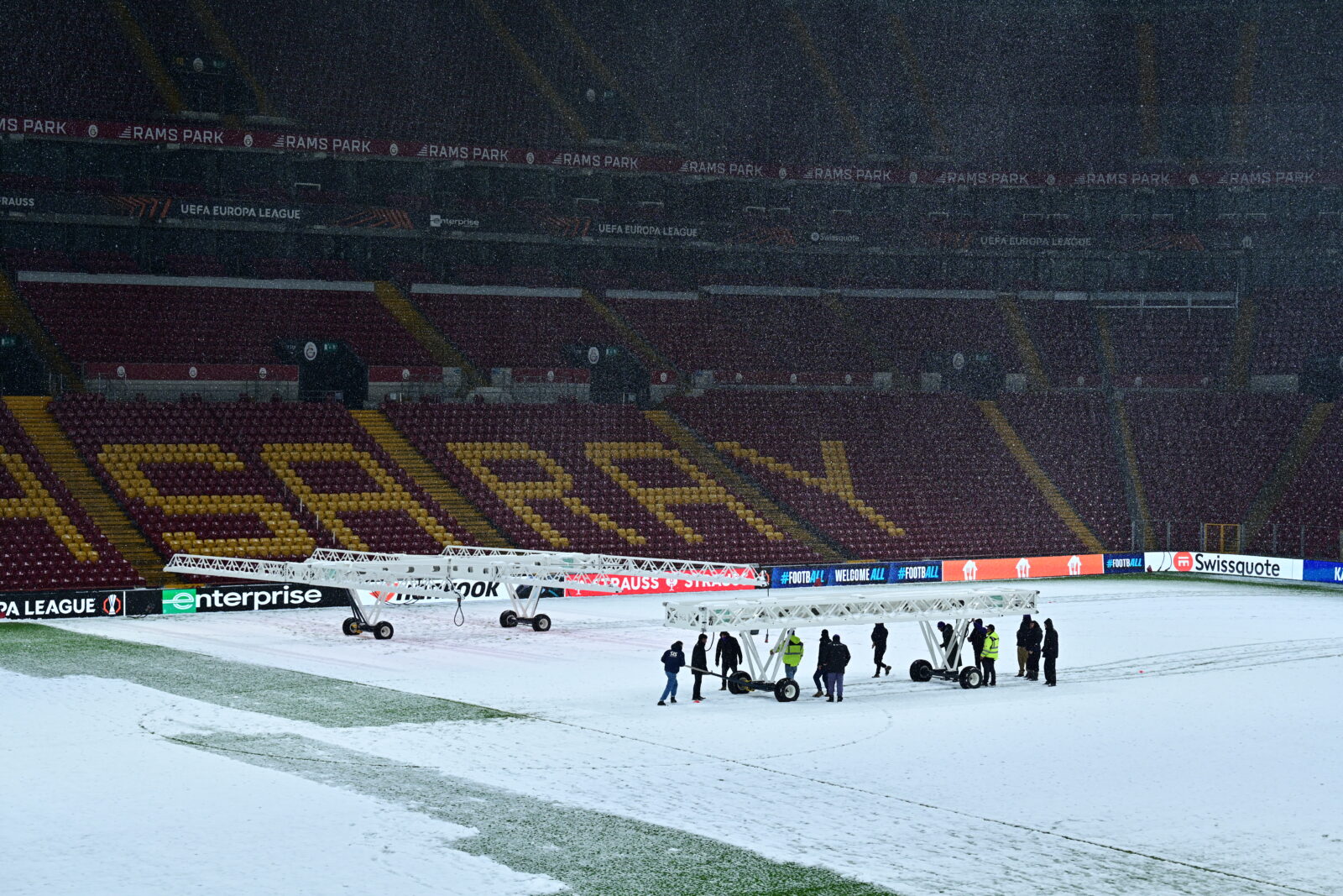 Players of Galatasaray take part in a training session held on an artificial turf pitch due to heavy snow ahead of the UEFA Europa League play-off game against AZ Alkmaar at the RAMS Park in Istanbul, Turkiye, Feb. 19, 2025. (AA Photo)