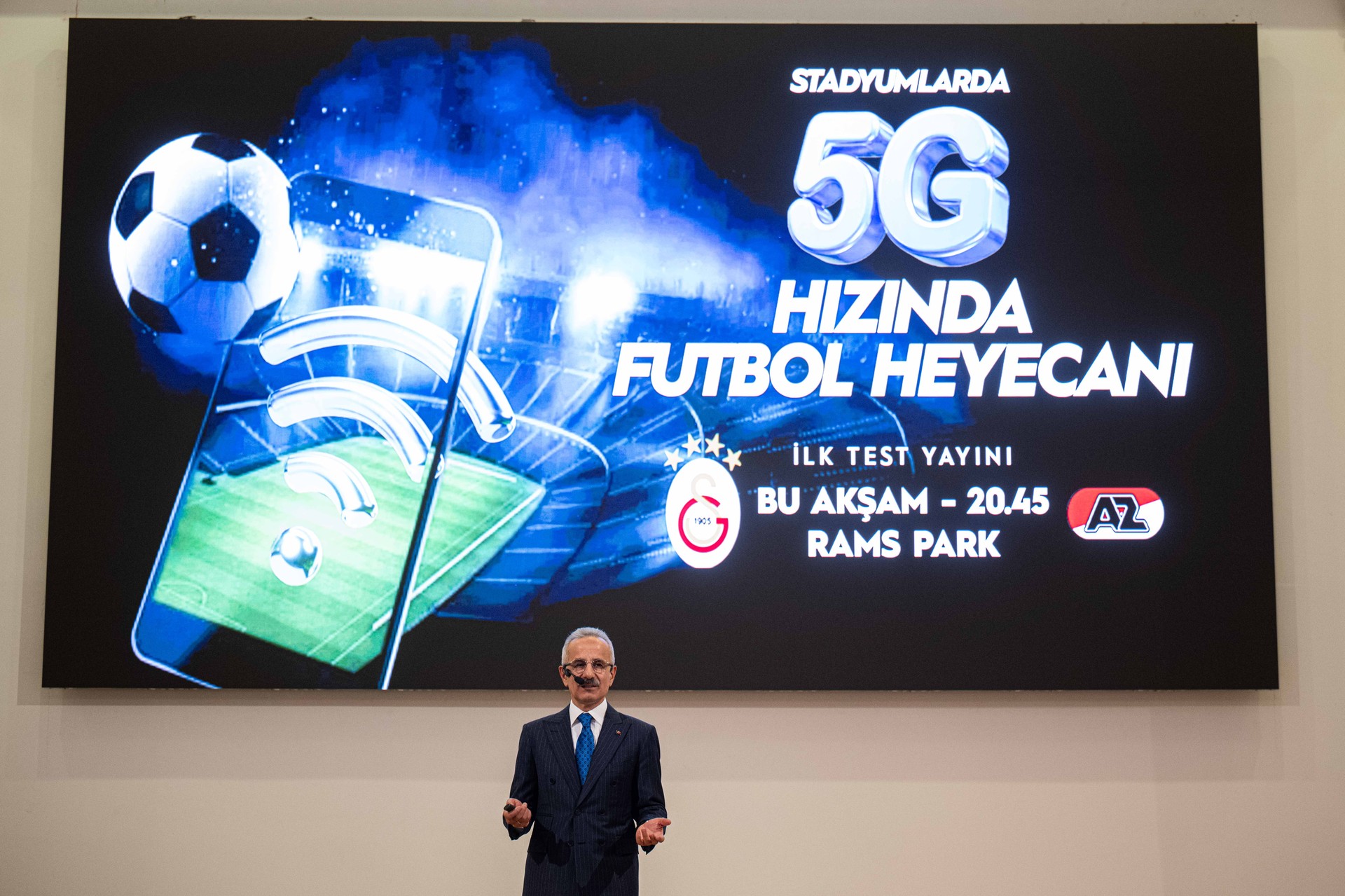 Galatasaray-AZ Alkmaar match hosts 5G tests