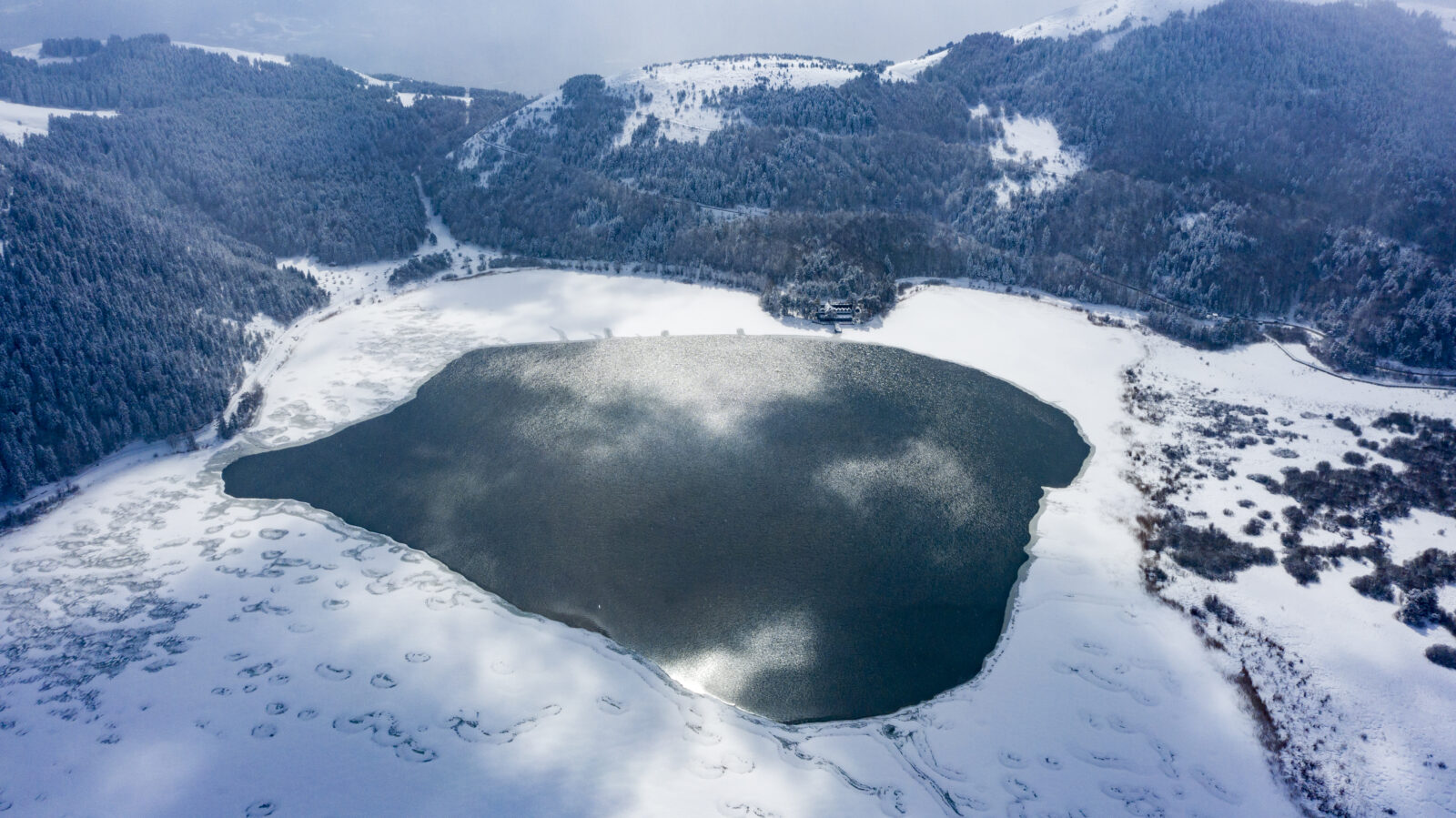An aerial view of Lake Abant National Park, blanketed in snow, located in Mudurnu district of Bolu, Türkiye, Feb. 20, 2025. (AA Photo)