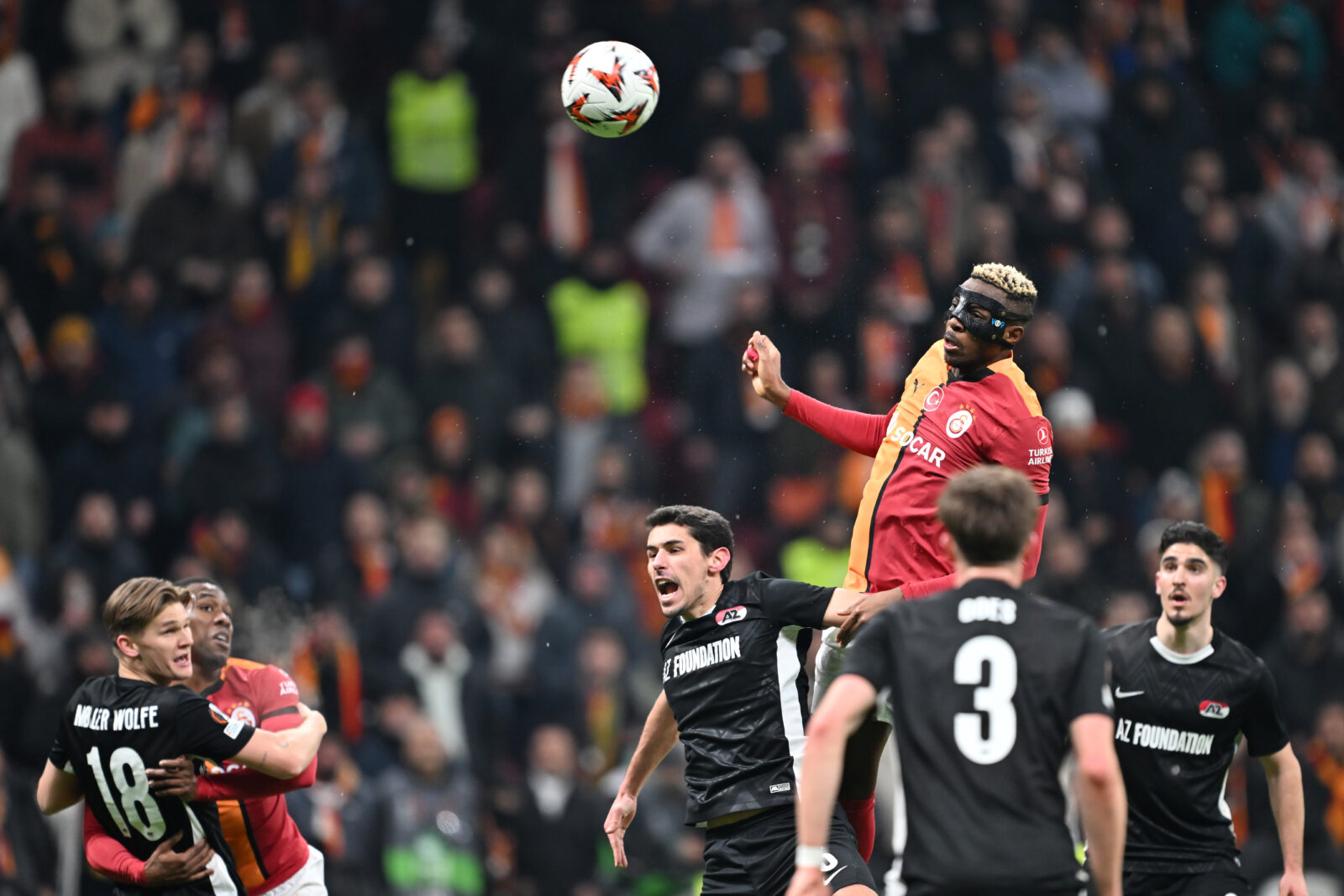 Victor Osimhen in action during the UEFA Europa League play-off 2nd leg match between Galatasaray and AZ Alkmaar at RAMS Park in Istanbul, Türkiye, Feb. 20, 2025. (AA Photo)