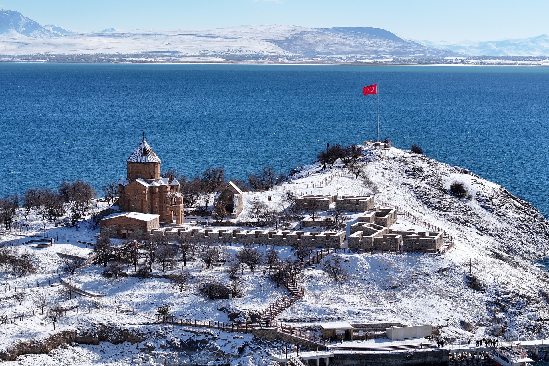 Türkiye braces for severe weather: Yellow-coded warning issued for 48 provinces