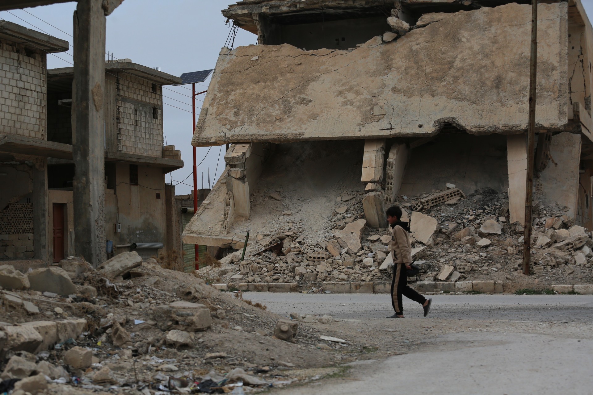 PKK/YPG targets civilians in Manbij with rocket attacks