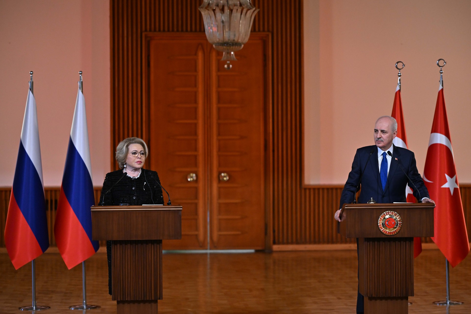 Türkiye and Russia pledge to deepen parliamentary cooperation