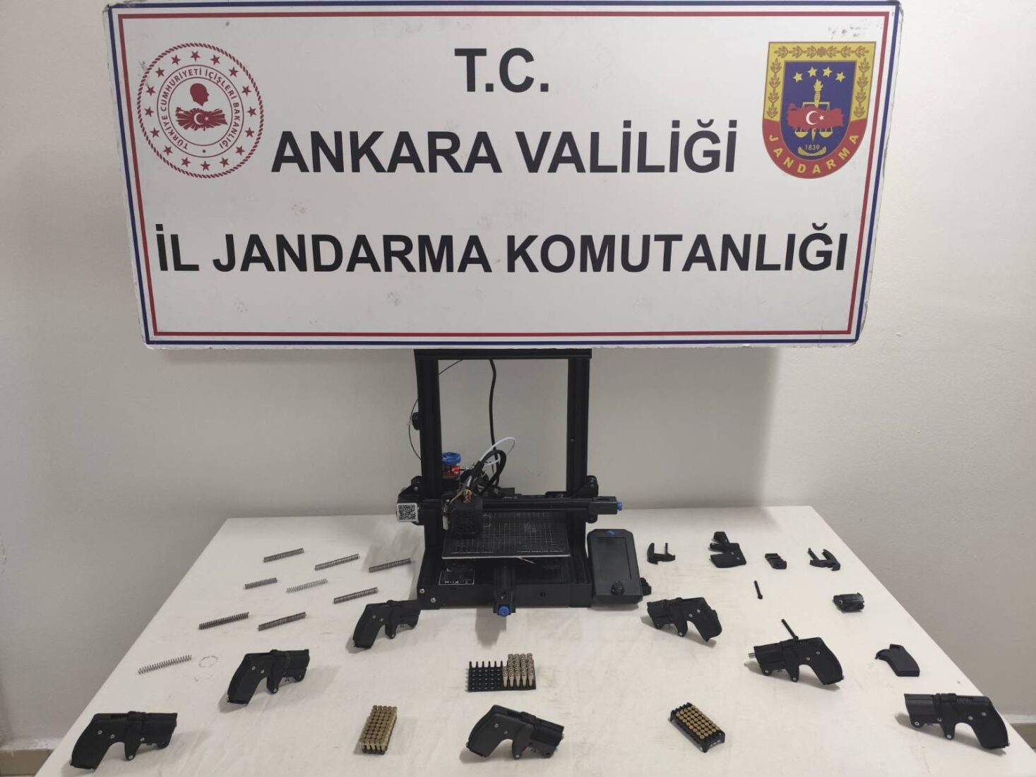 Suspect arrested in Türkiye for producing 3D-printed firearms