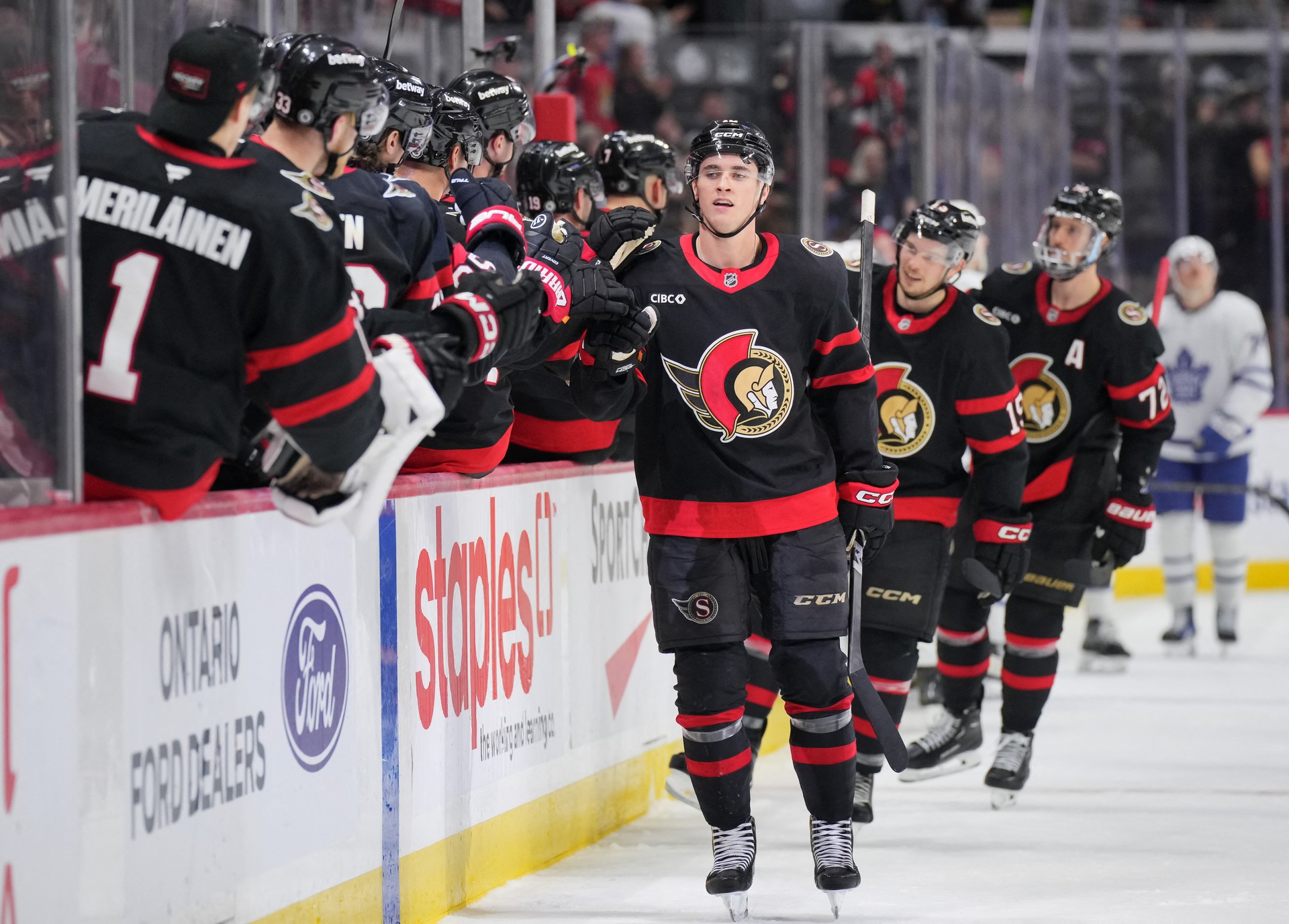 NHL arena reflects changing US-Canada relations as Ottawa fans boo American anthem