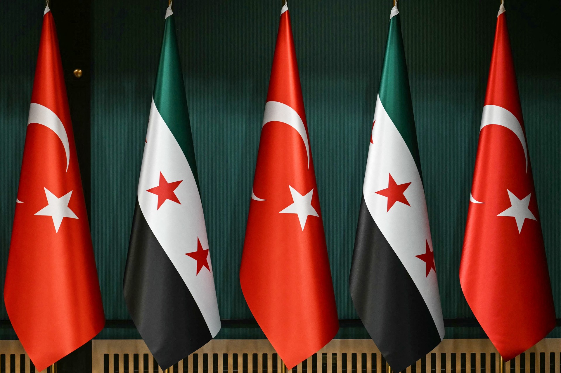Former Israeli presidential adviser worried about Türkiye-Syria rapprochement