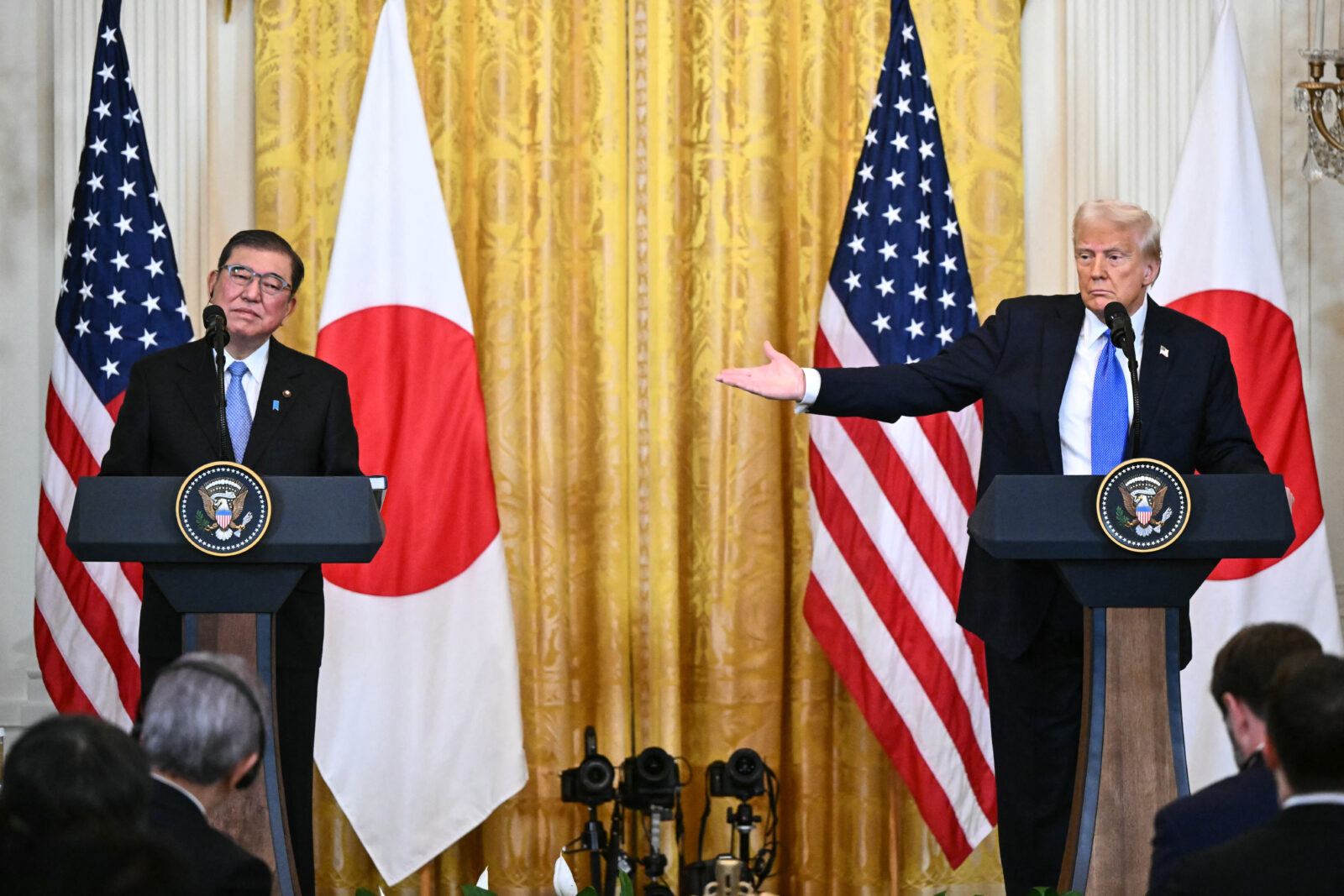 U.S. President Donald Trump (R) and Japanese Prime Minister Shigeru Ishiba (L) hold a joint press conference following talks, in the East Room of the White House in Washington, DC, on Feb. 7, 2025. (AFP Photo)