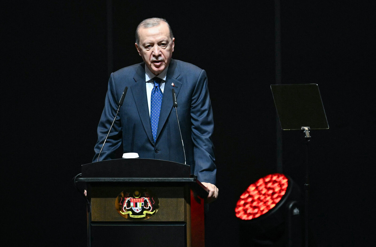 President Recep Tayyip Erdogan speaks during a public lecture at the Putrajaya International Convention Centre in Putrajaya on February 10, 2025. (AFP Photo)