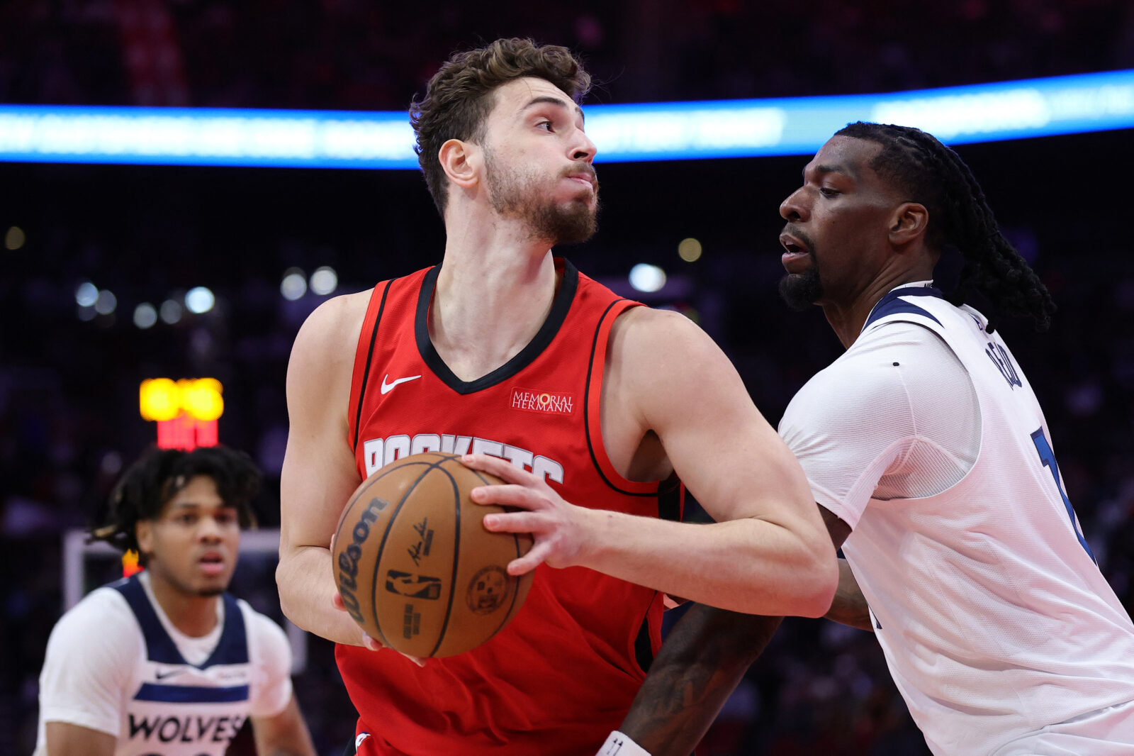 Alperen Sengun shines with double-double as Rockets defeat Timberwolves