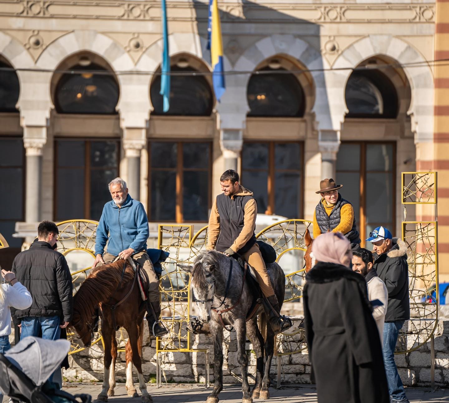 Spanish Muslims retrace 500-year-old pilgrimage route to Mecca on horseback