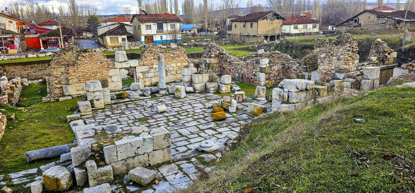 The structures of Sebastapolis Ancient City, where gladiators once fought, located in the Sulusaray district of Tokat, Türkiye, Feb. 7, 2025. (IHA Photo)