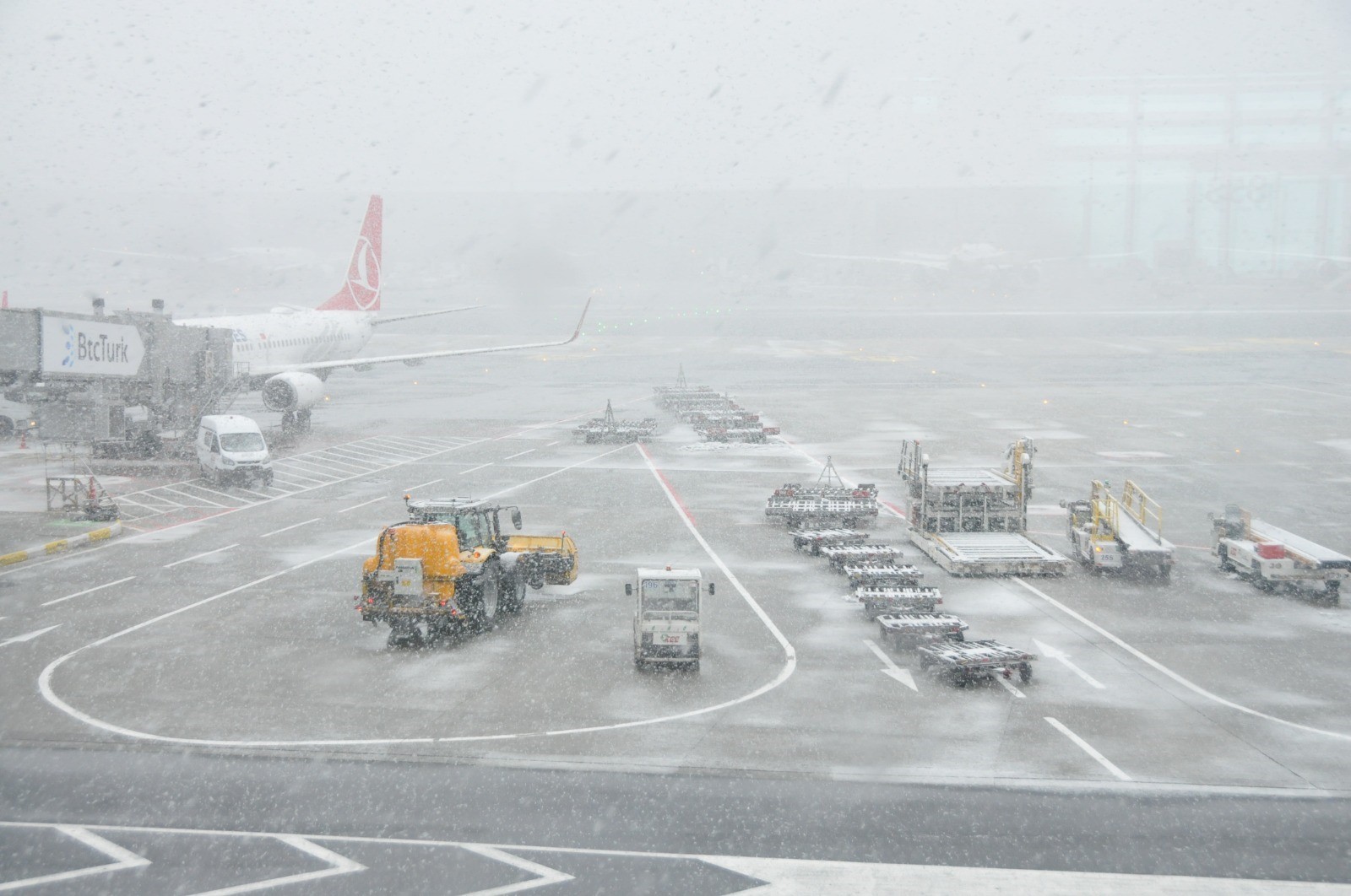 Turkish Airlines cancels more flights at Istanbul Airport due to severe weather