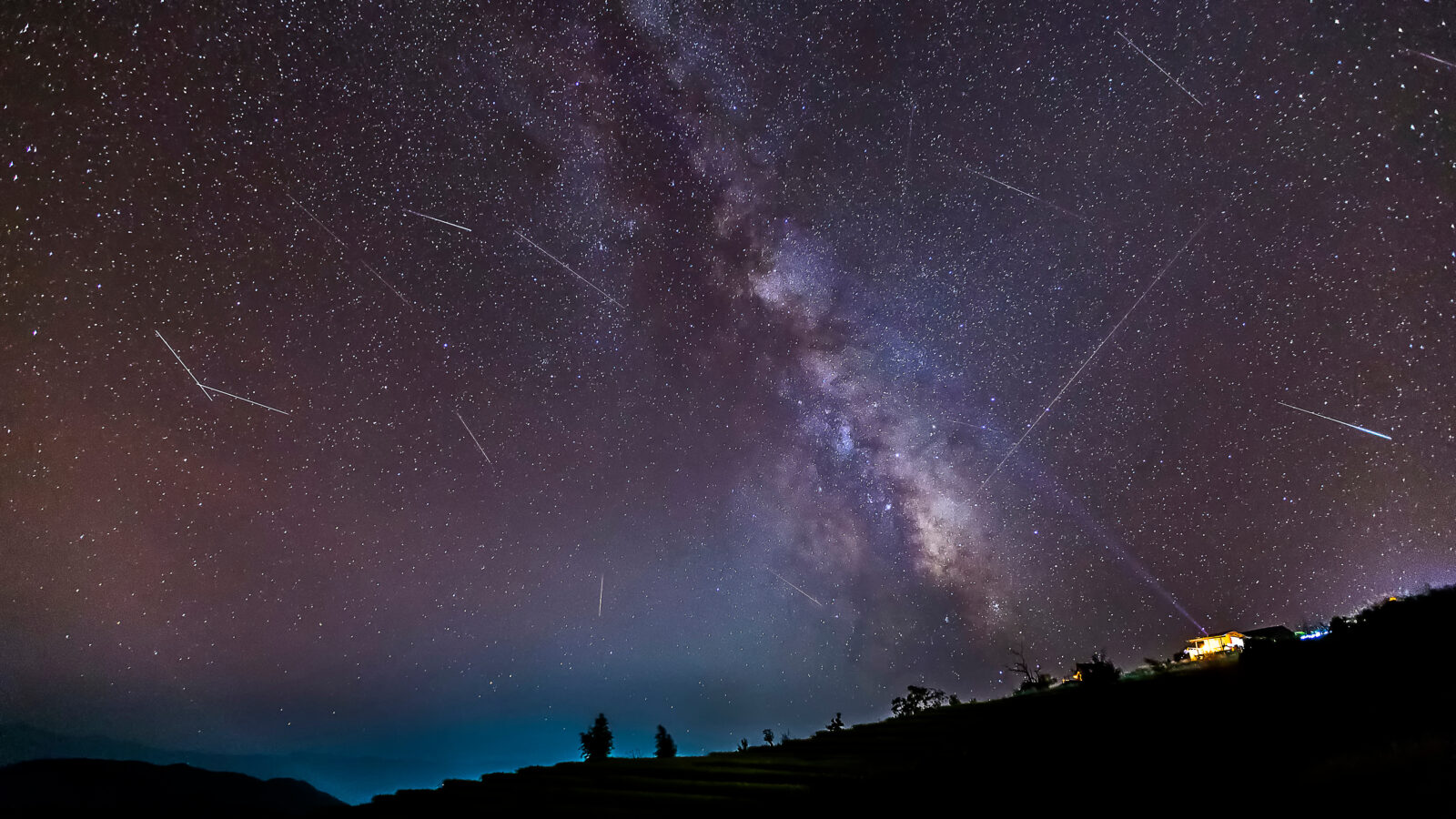 The Perseid meteor shower will be one of the brightest celestial events in Türkiye, peaking in August. (Adobe Stock Photo)