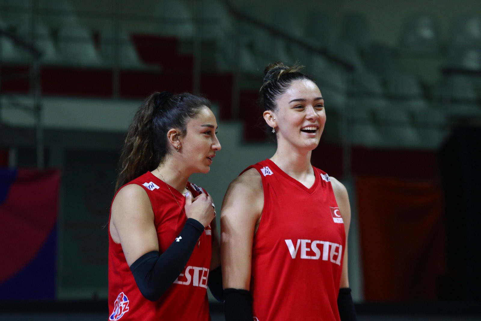 Fenerbahce signs Hande Baladin, sets sights on Zehra Gunes
