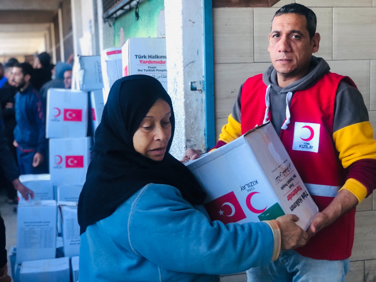 57 trucks carrying shelter materials arrive in Gaza as Türkiye expands aid efforts
