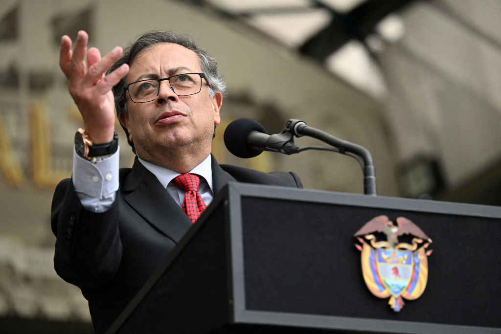 Colombian president says cocaine 'not worse than whisky,' challenging US ties