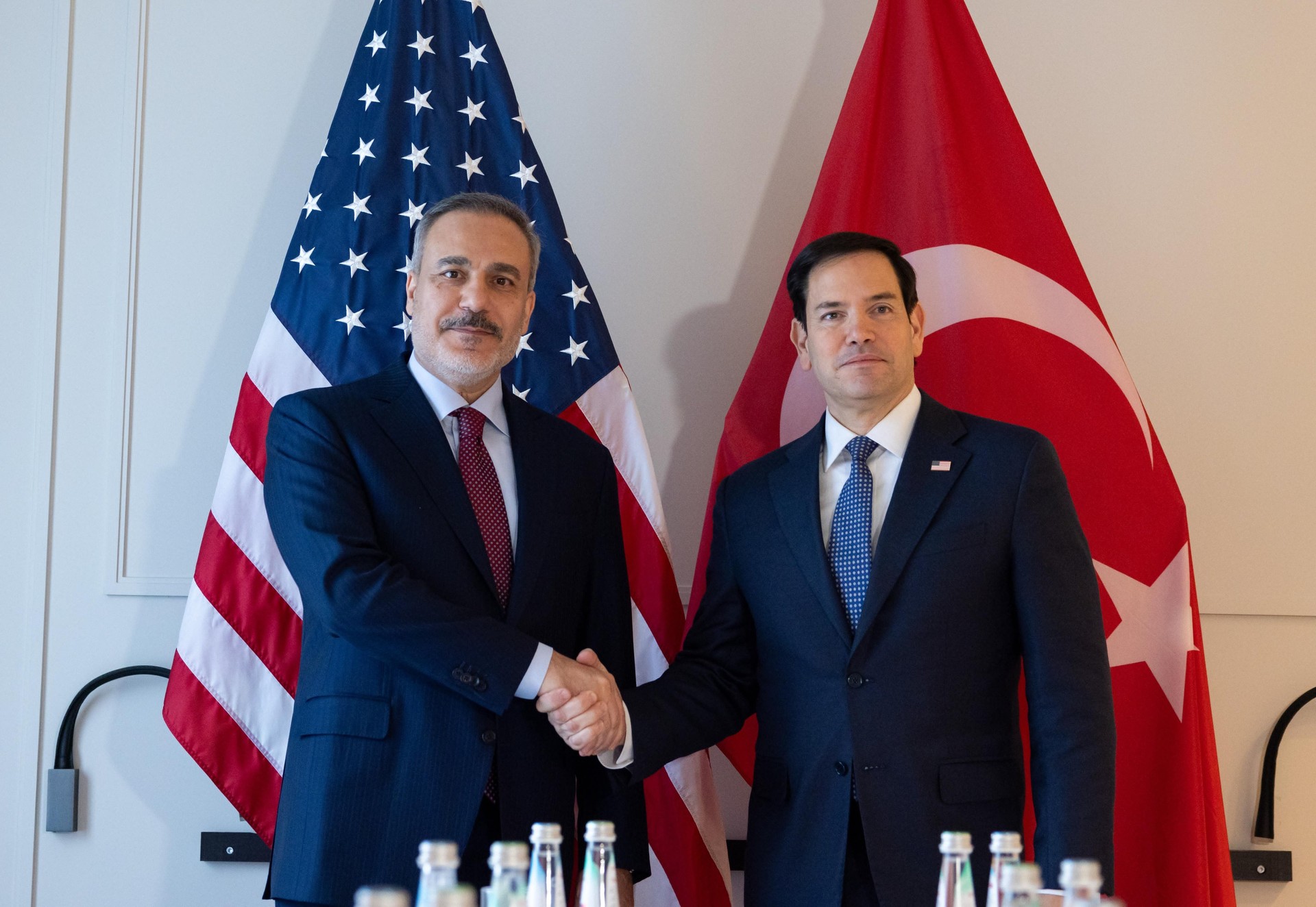 Turkish, US top diplomats meet for first time at Munich conference