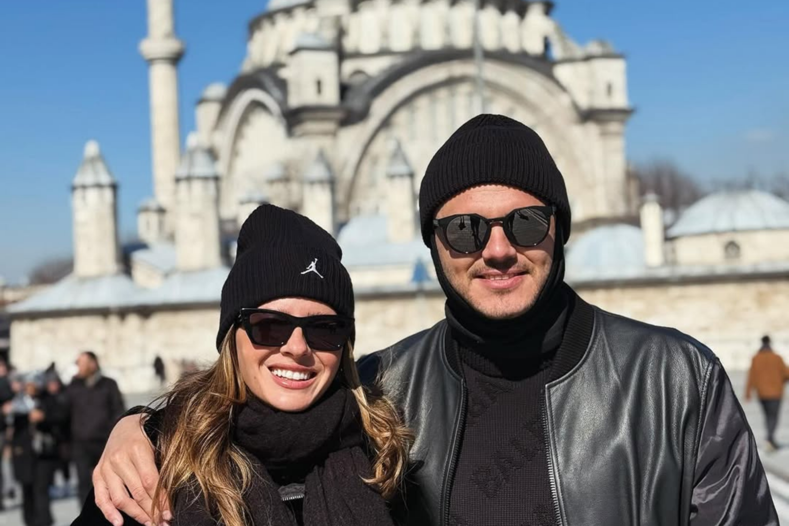 Mauro Icardi and China Suárez explore Istanbul, posing in front of historic Blue mosque, Istanbul, Türkiye, Feb. 25, 2025. (Photo via Instagram / @mauroicardi)