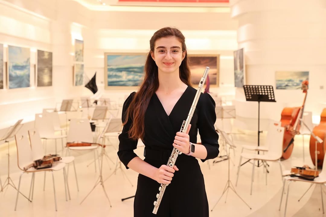 16-year-old Turkish flutist wins French competition despite visa denial