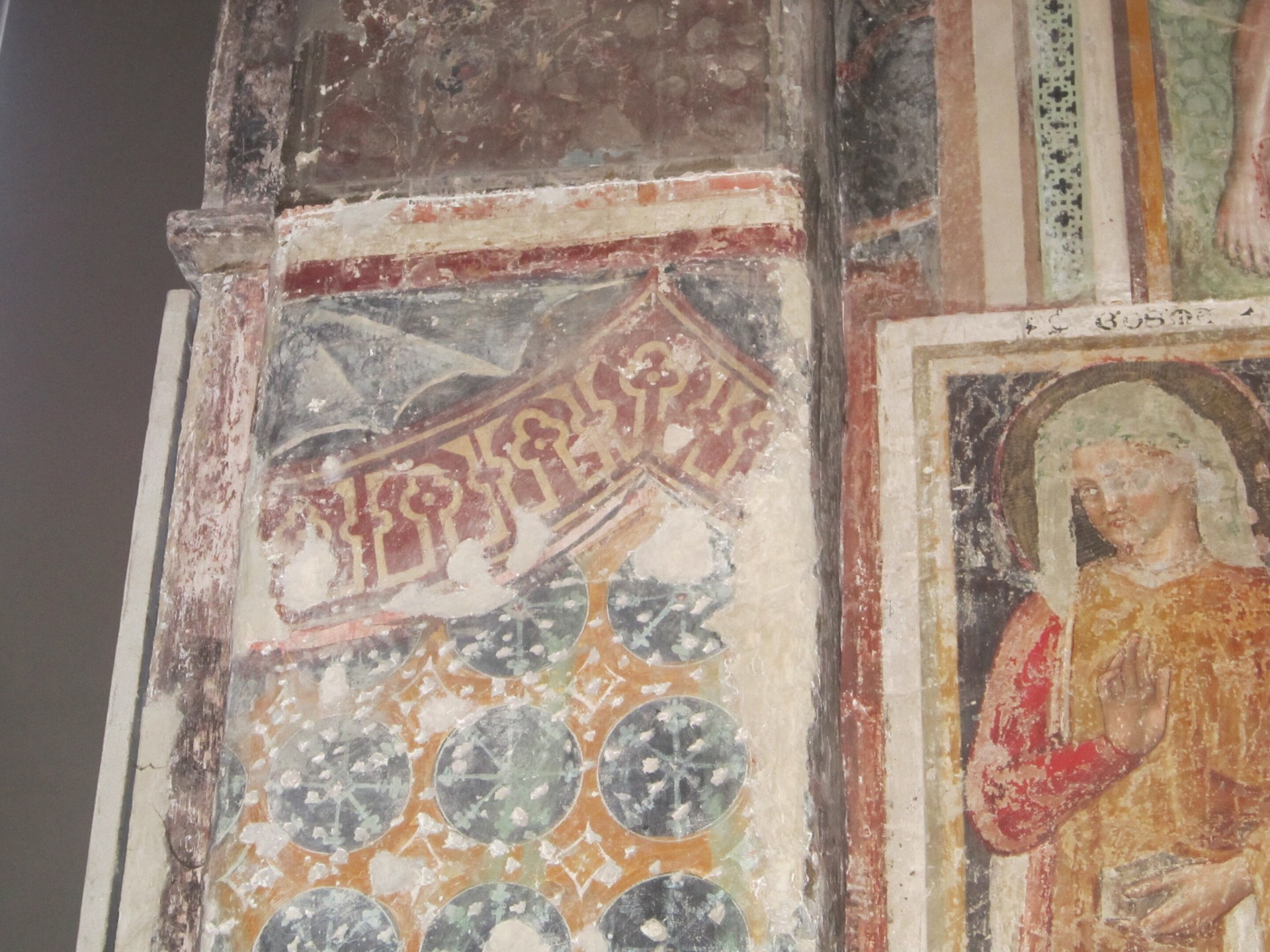 Rediscovered medieval fresco reveals Islamic tents in Christian churches