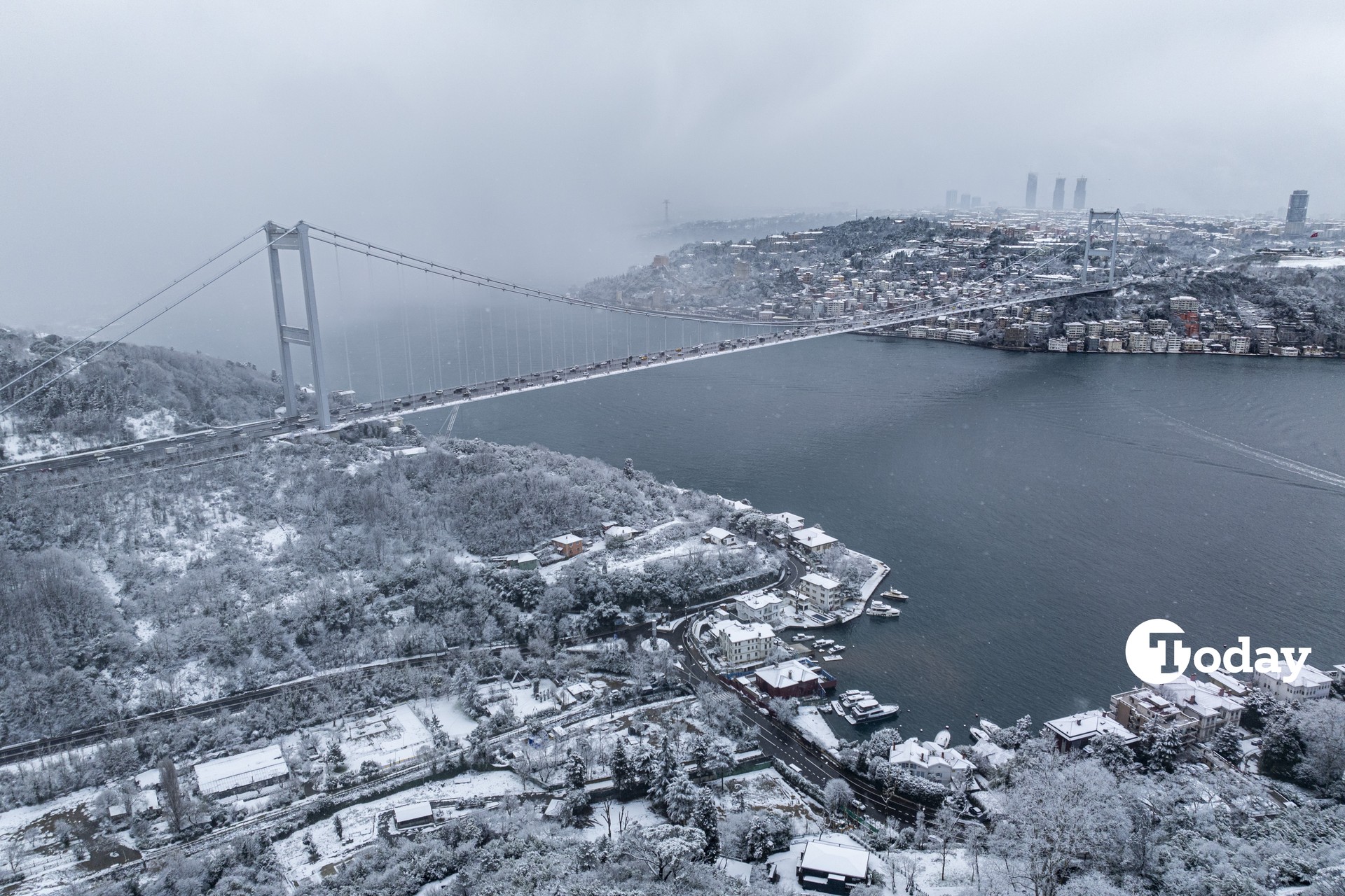 Istanbul covered in snow: Stunning views of white city