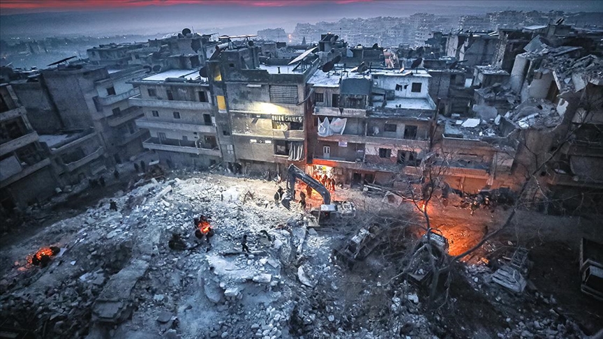 The February 6 earthquake struck in the early hours of the morning, leaving behind scenes of devastation illuminated by searchlights as rescue teams worked through the night, Afrin, Syria, Feb. 6, 2023. (AA Photo)