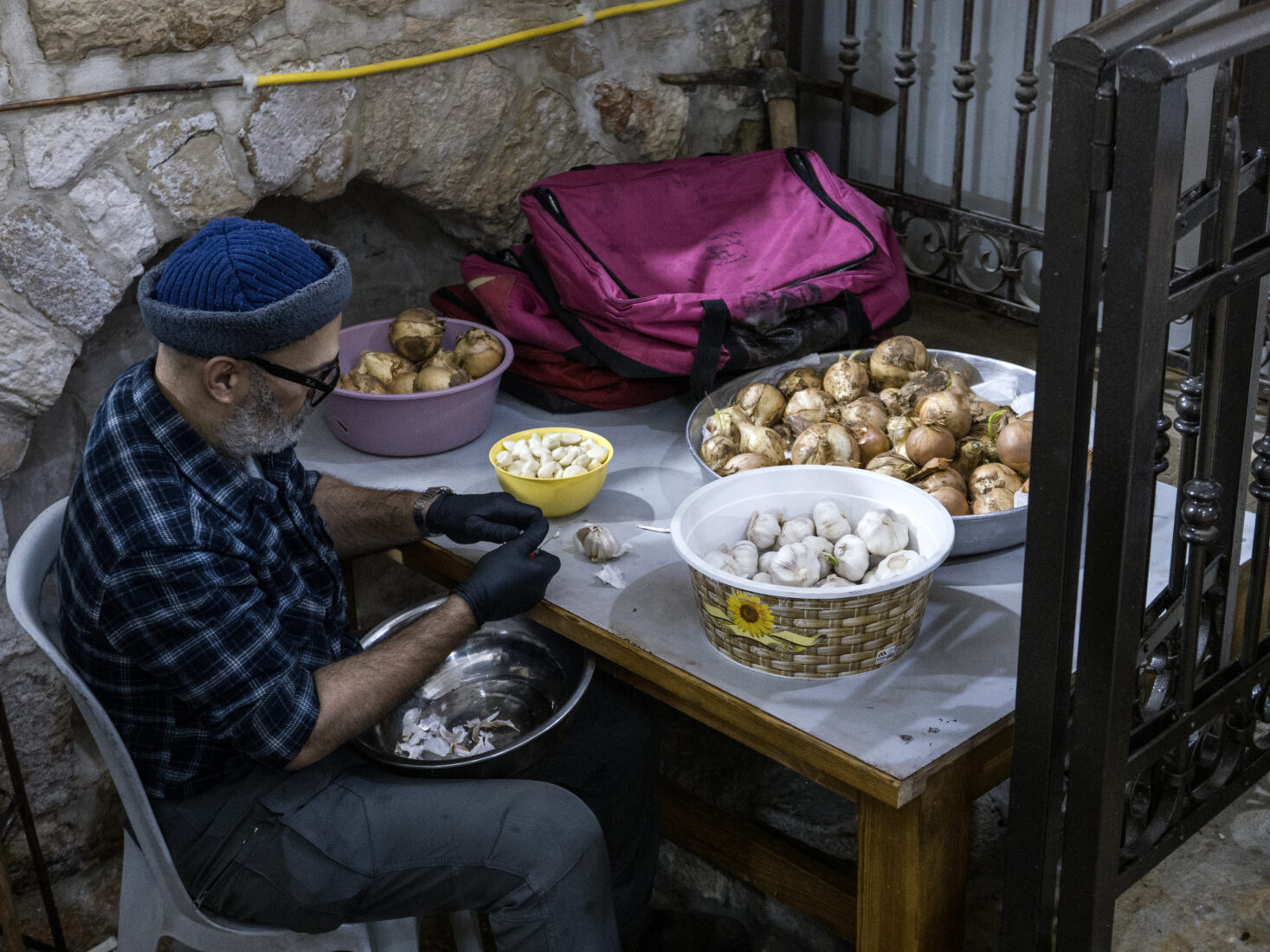 Meals are being prepared at the Haseki Sultan Tekke, an Ottoman heritage site in Jerusalem. (AA Photo)