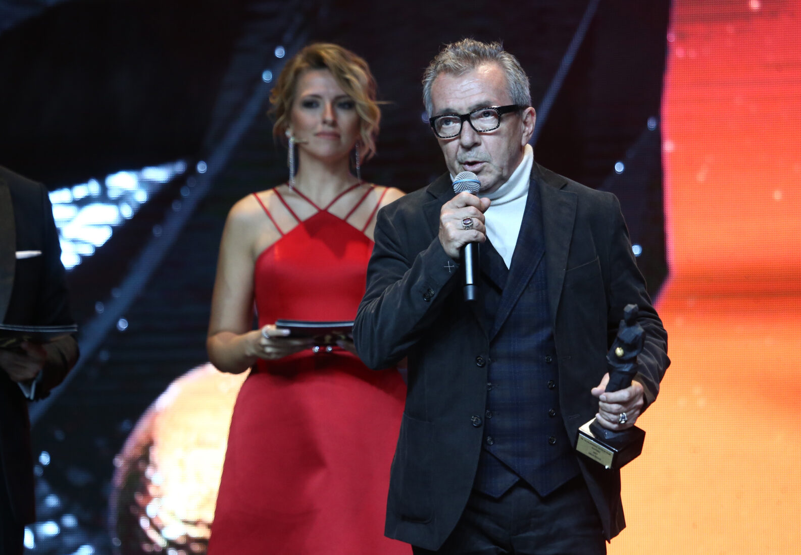 Legendary Turkish producer and director Osman Sinav passes away at 69