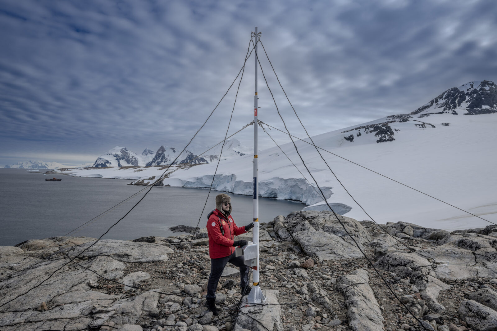 The Turkish science team starts their investigation process as they arrive at the Turkish Scientific Research Camp on Horseshoe Island at 68 south latitudes after 10 days of traveling, in Antarctica, February 25, 2025. (AA Photo)