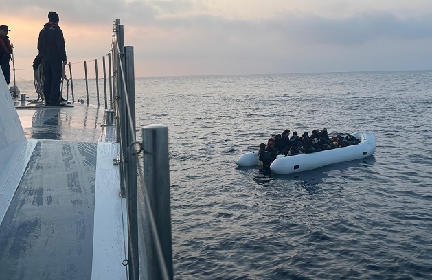 42 irregular migrants caught in Türkiye's Kirklareli and Balikesir