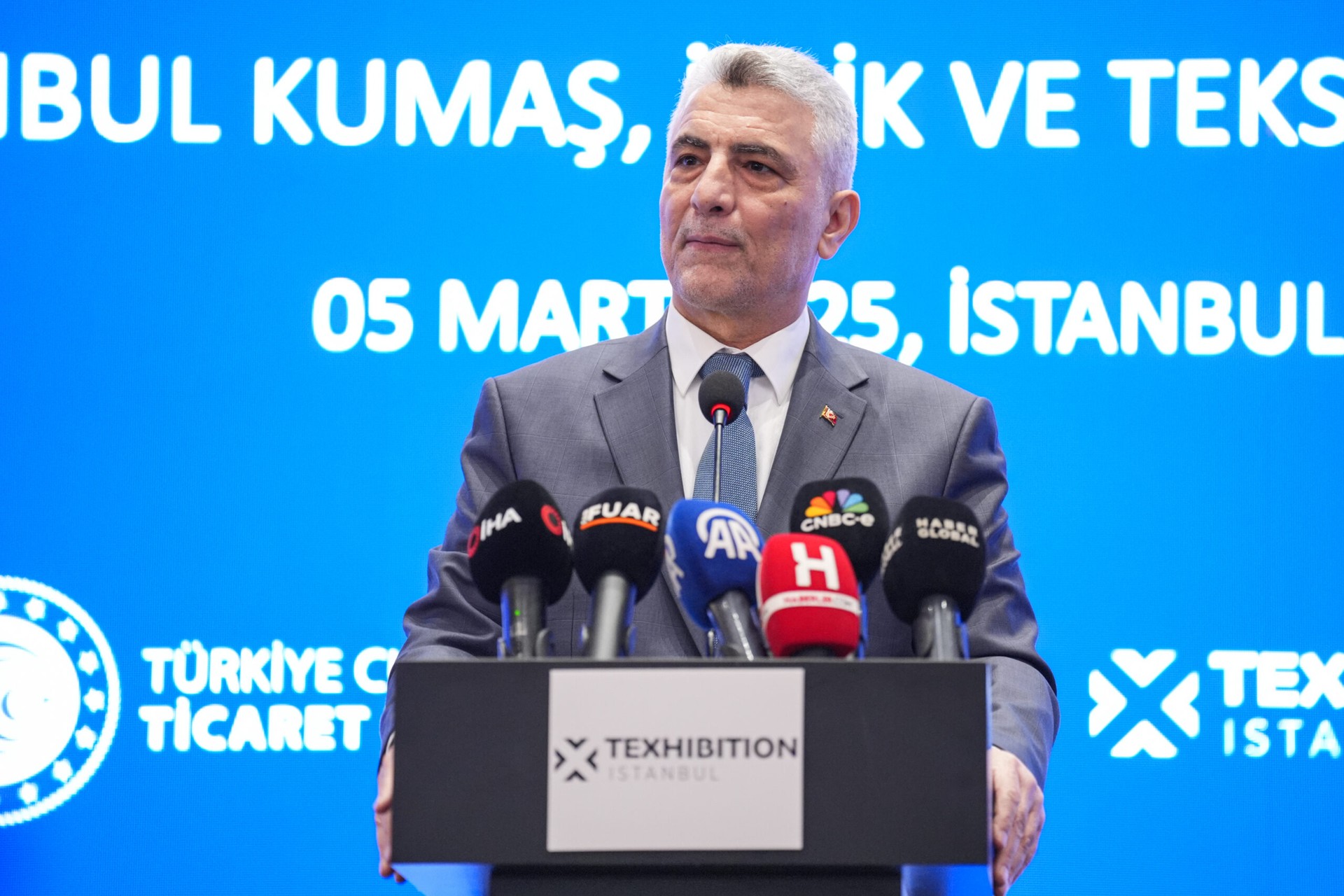 Trade Minister Omer Bolat delivers a speech at the opening ceremony of the Texhibition Istanbul Yarn, Fabric, and Textile Accessories Fair, organized by the Istanbul Textile and Raw Materials Exporters' Association (ITHIB) at the Istanbul Expo Center in Istanbul, Türkiye, on March 5, 2025. (AA Photo)