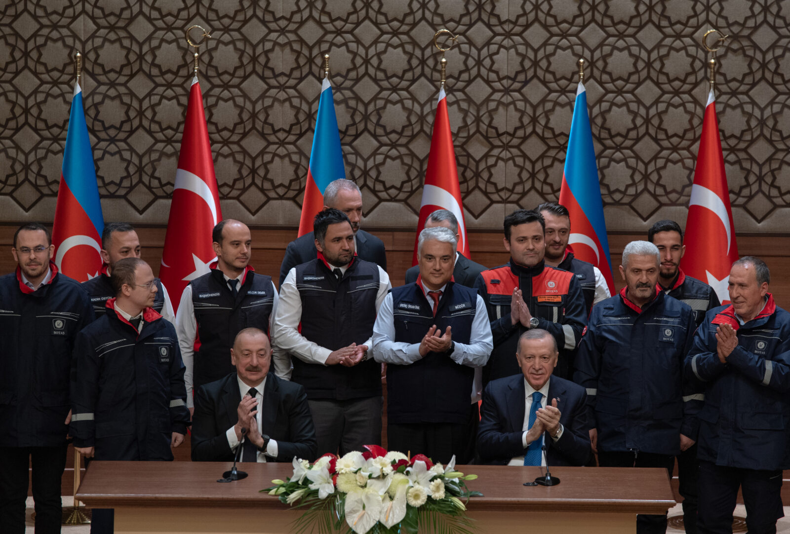 President Recep Tayyip Erdogan (R) and Azerbaijani President Ilham Aliyev (L) applause during the opening ceremony of Igdir-Nakhchivan Natural Gas Pipeline at Presidential Complex in Ankara, Türkiye on March 05, 2025. (AA Photo)
