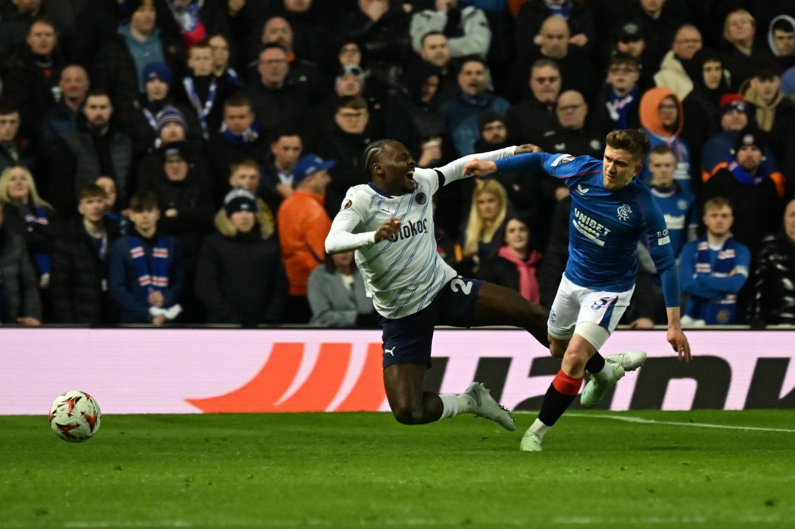 Osayi Samuel of Fenerbahce competes during the UEFA Europa League Round of 16 second leg match between Glasgow Rangers and Fenerbahce at Ibrox Stadium in Glasgow, Scotland on March 13, 2025. (AA Photo)