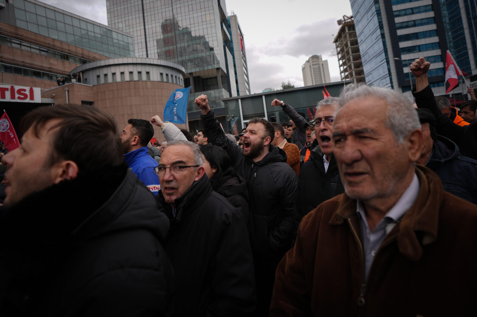 Experts weigh in on Turkish market’s reaction to Imamoglu probe