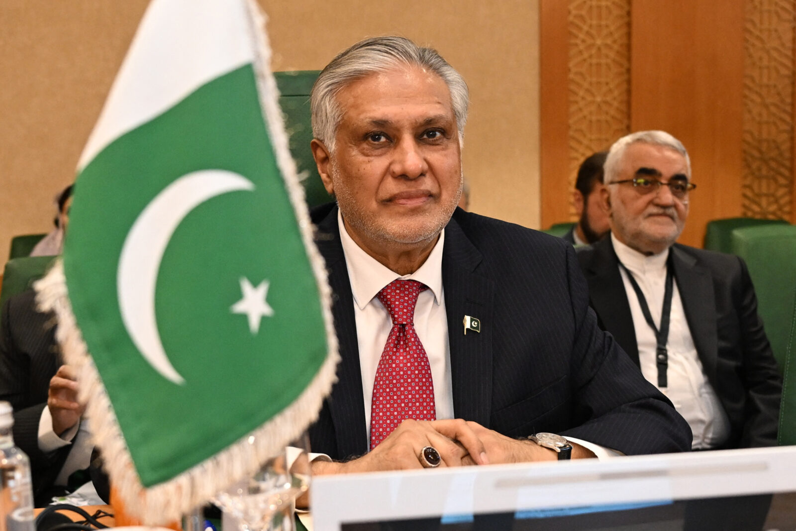 Turkish, Pakistani foreign ministers discuss tensions between Islamabad and New Delhi
