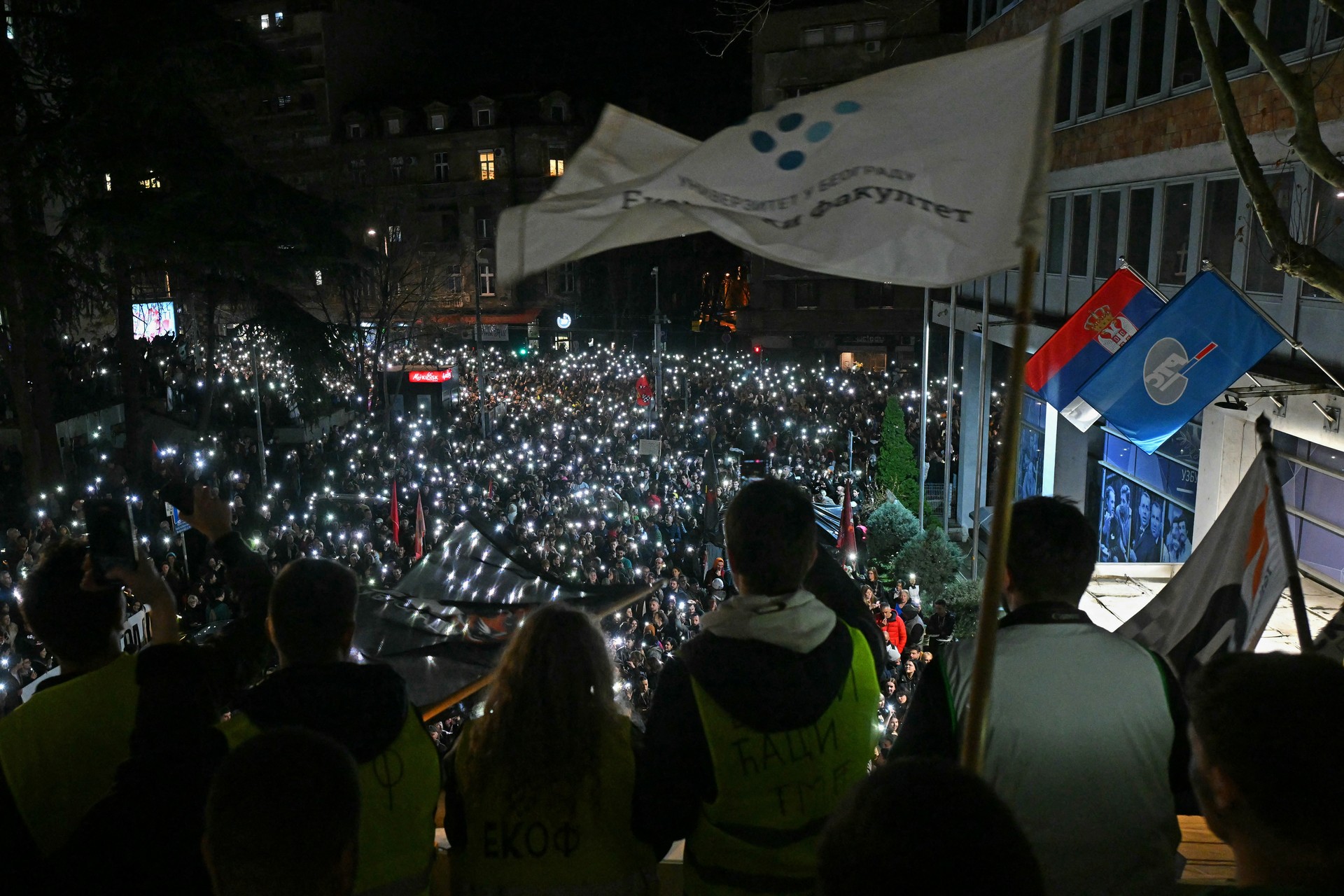 Over 100 thousand protest in Belgrade, Serbia