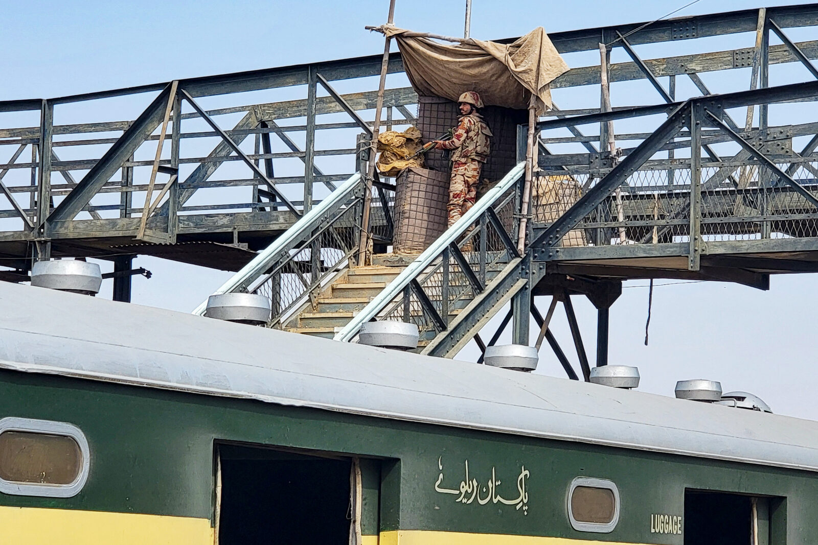 Türkiye condemns terror attack on passenger train in Pakistan