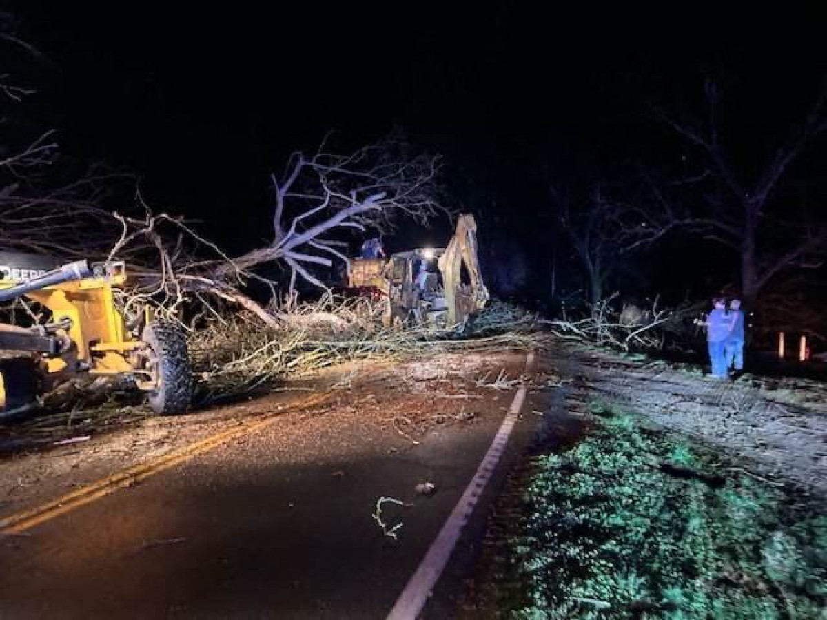 Türkiye sends condolences to US after 33 die in deadly tornado disaster