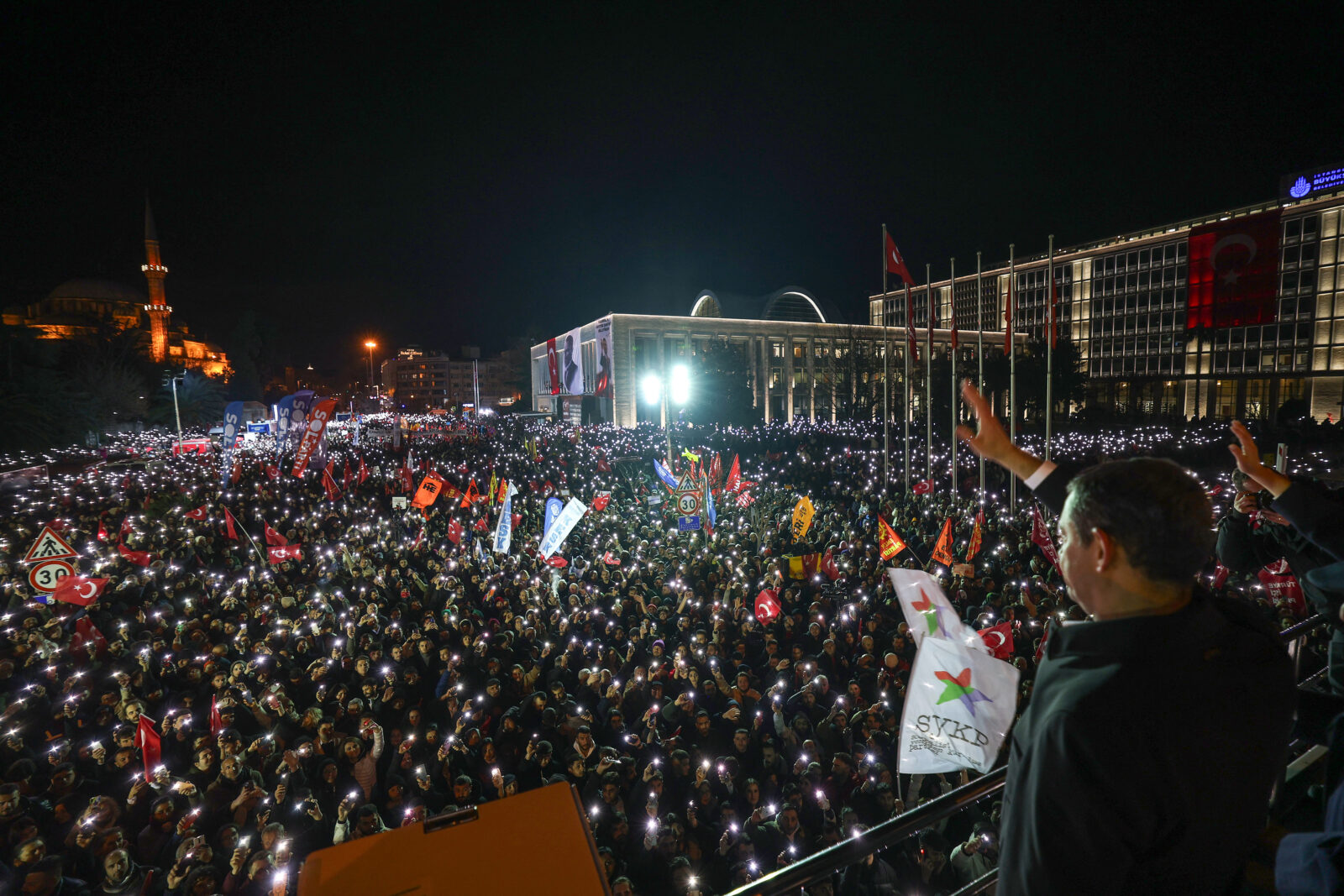 Former President Gul highlights rule of law on Imamoglu probe