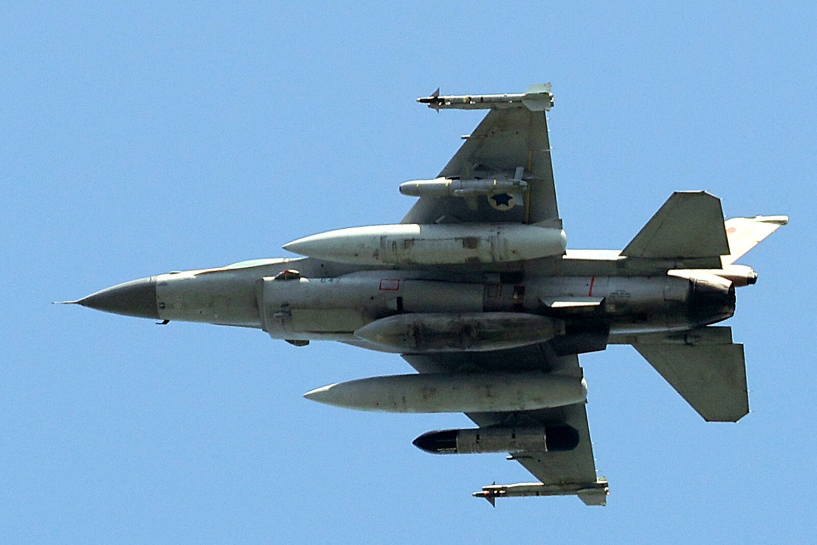 Israeli airstrikes kill nine civilians in southern Syria, reports say