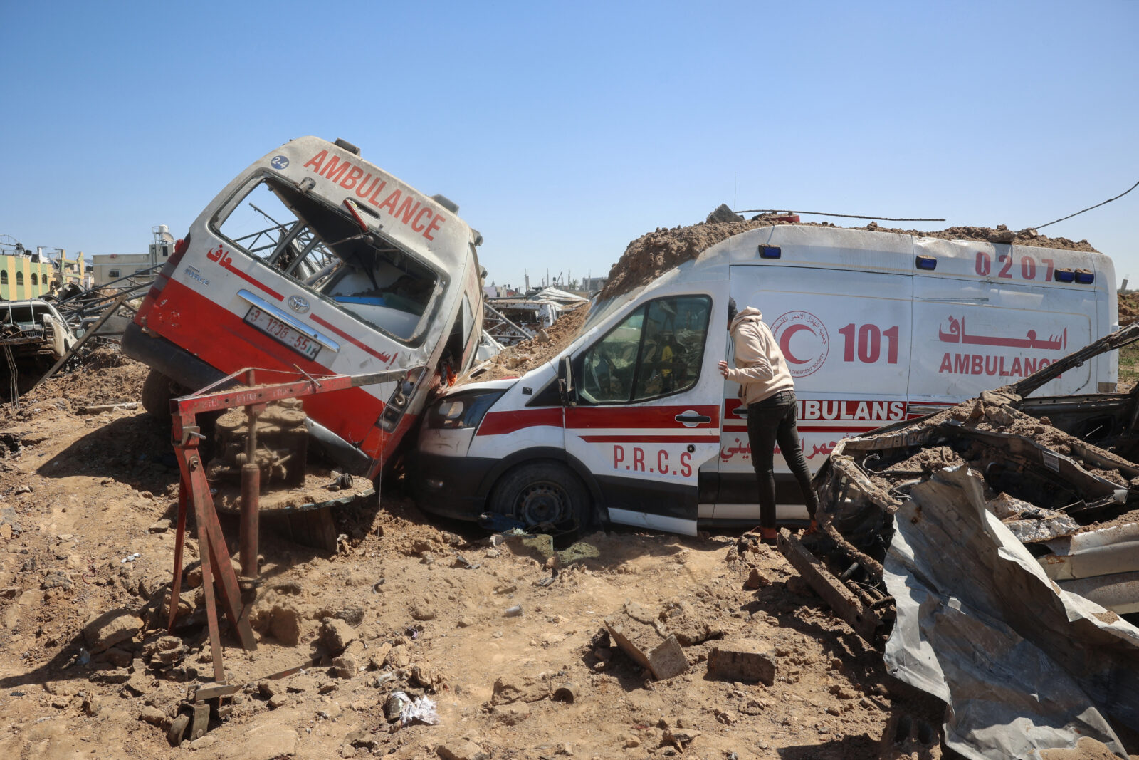 Israeli army probe finds no indiscriminate fire in Gaza medics' deaths