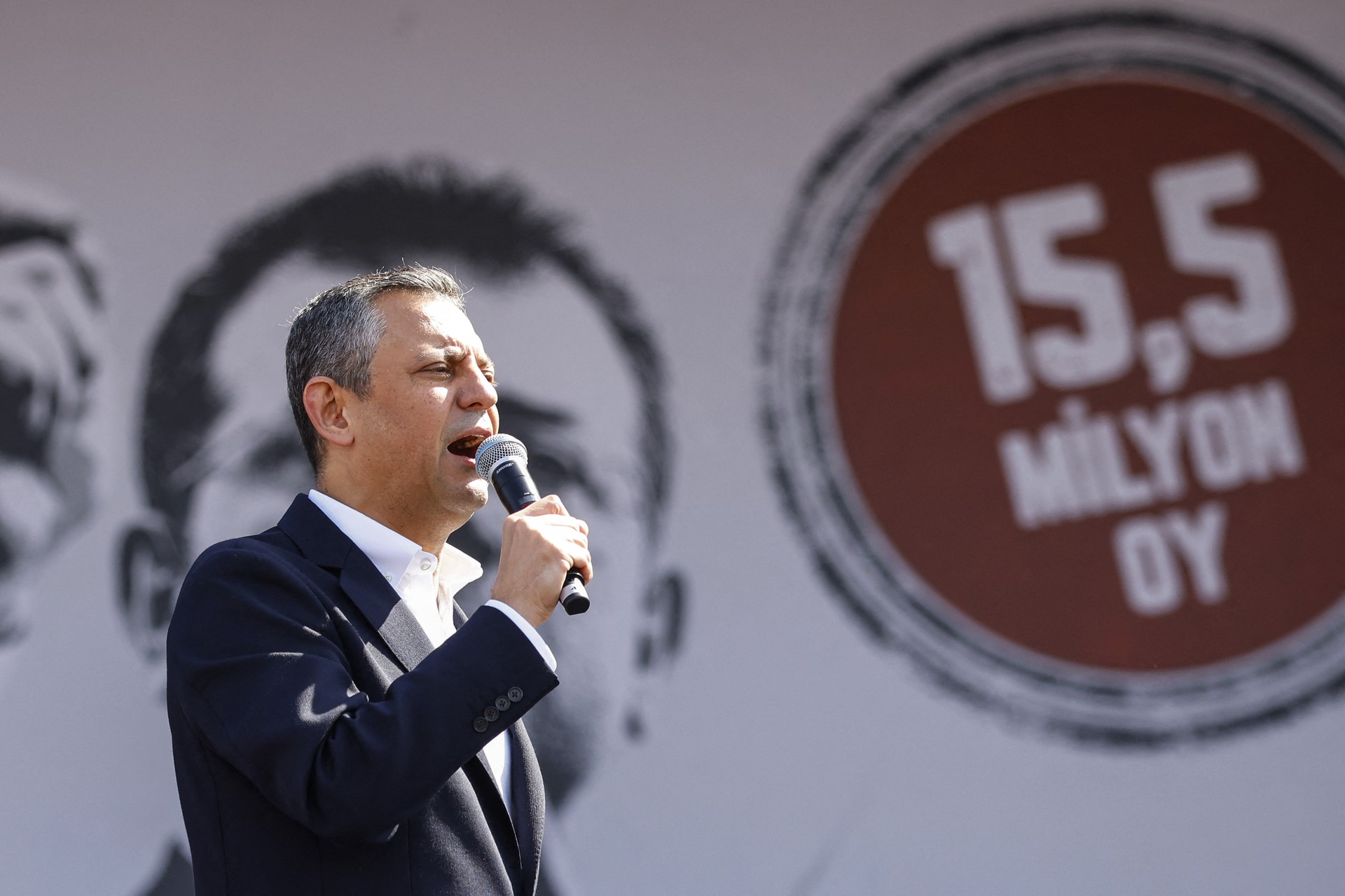 Türkiye's main opposition threatens X after closure of countless social media accounts